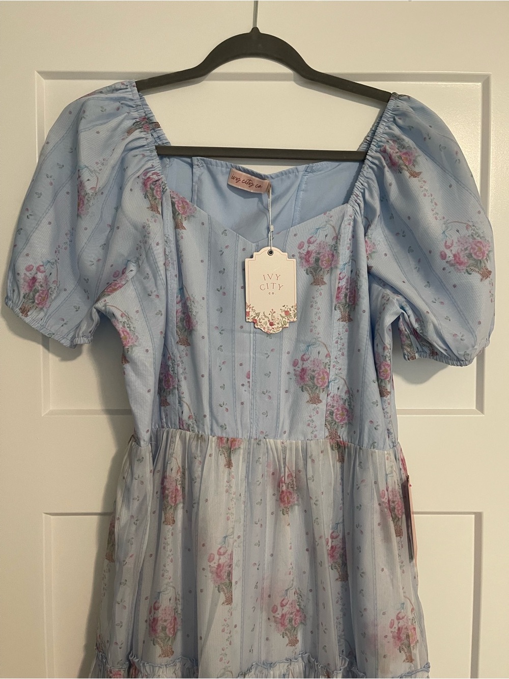 Ivy City Co Light Blue Floral Midi Dress - Picture 3 of 8